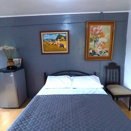 Lalyn'S Room In Кесон-Сіті Екстер'єр фото
