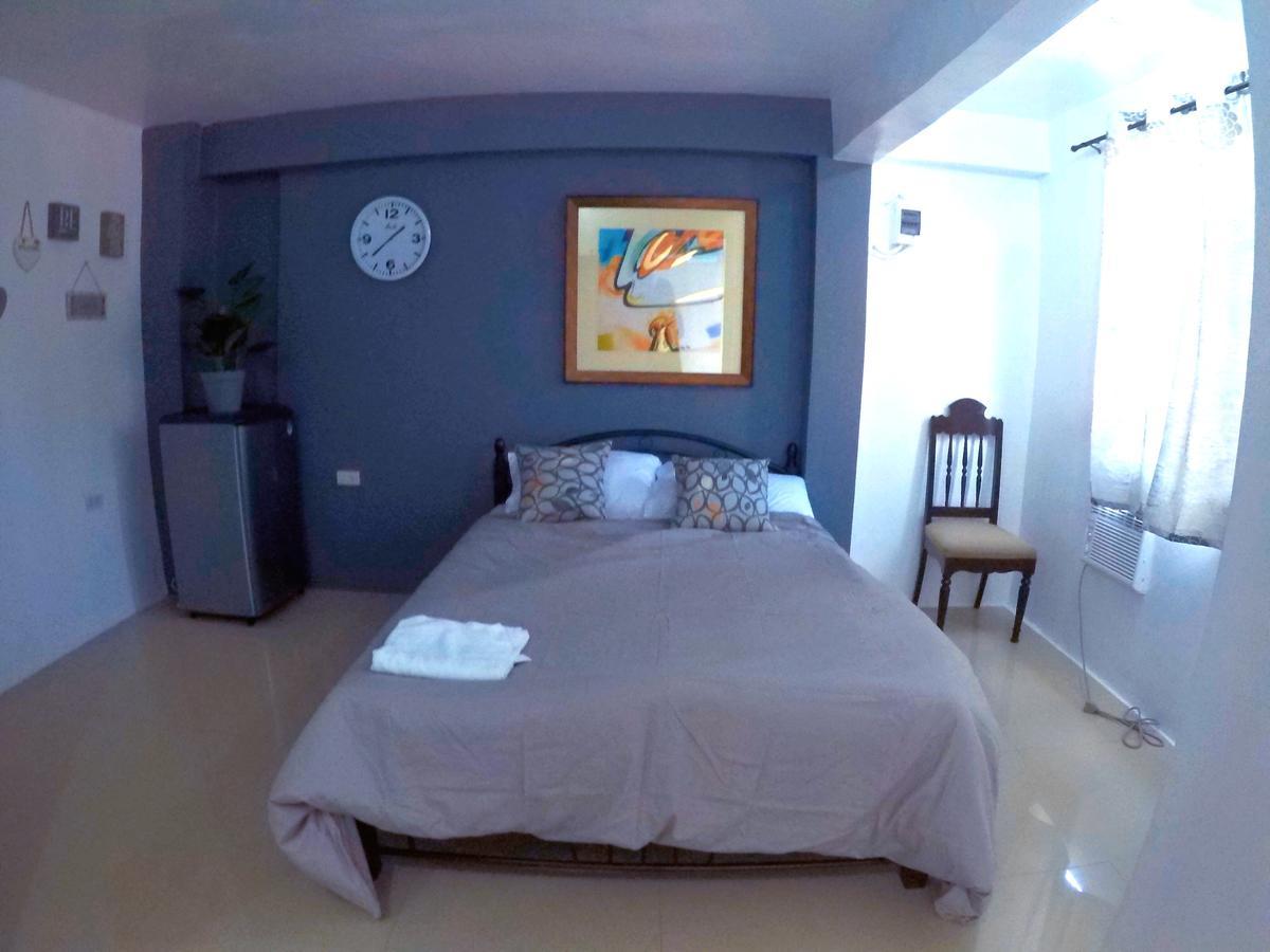 Lalyn'S Room In Кесон-Сіті Екстер'єр фото