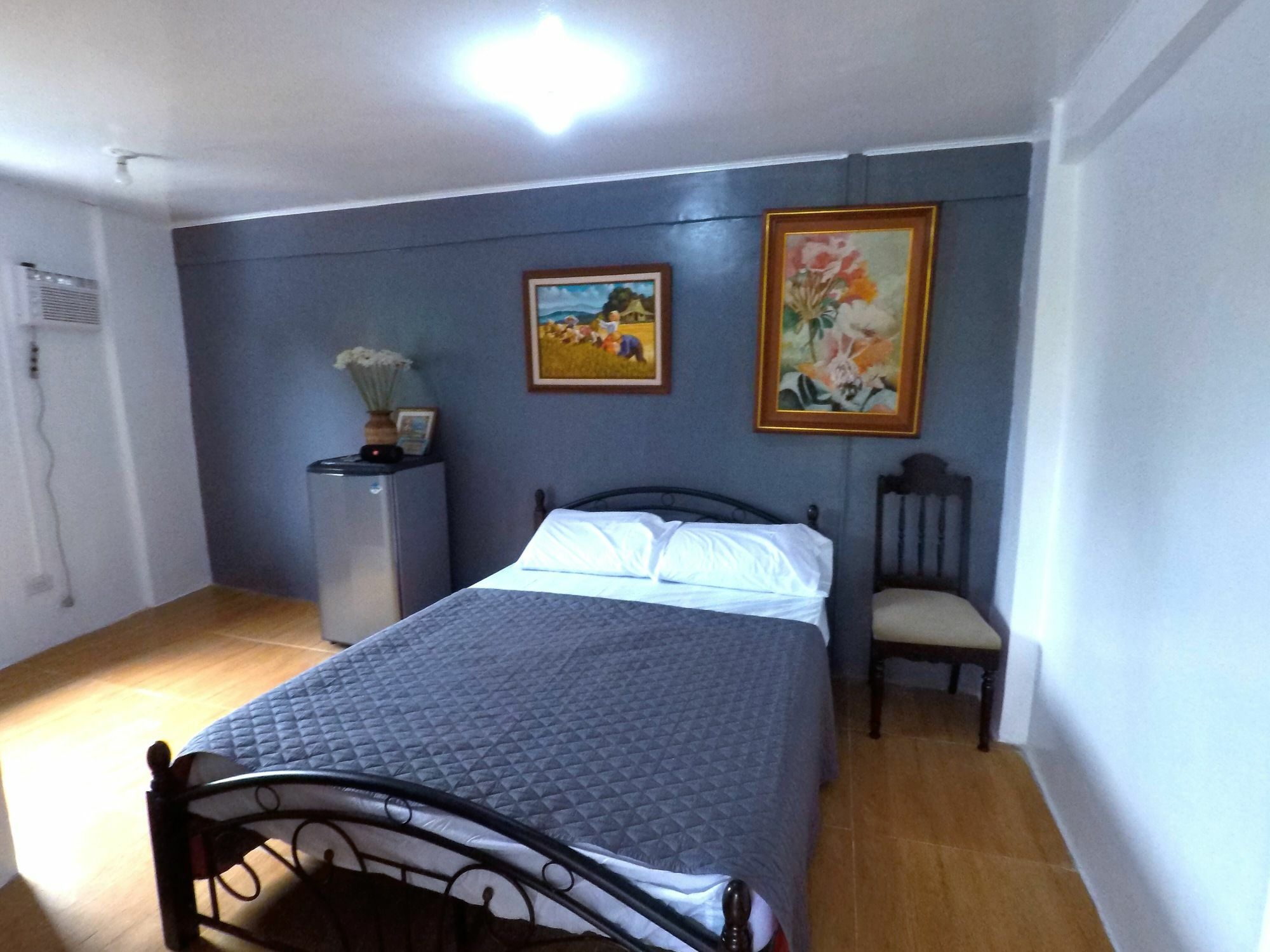 Lalyn'S Room In Кесон-Сіті Екстер'єр фото